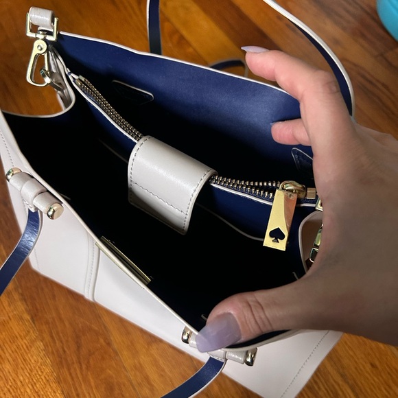 Kate Spade Pale Beige Medium Satchel Bag with Navy Blue details. - Picture 2 of 6